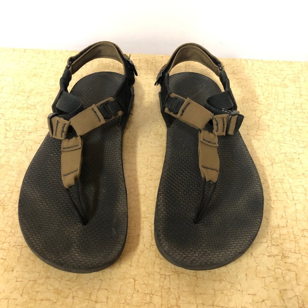 Bedrock Cairn Sandals 9/10 Coyote Brown